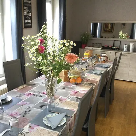 Couleur Framboise 隆维