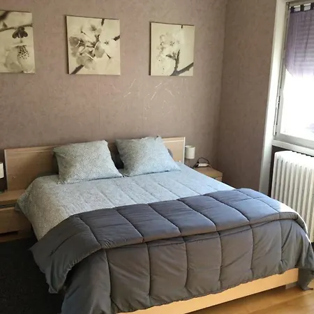 Accommodatie bij particulieren Couleur Framboise *